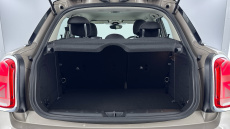 MINI Hatchback 1.5 Cooper Classic 5dr Auto [Nav Pack] Petrol Hatchback